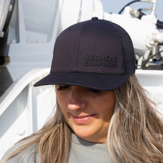 Rubber stacked black on black hat